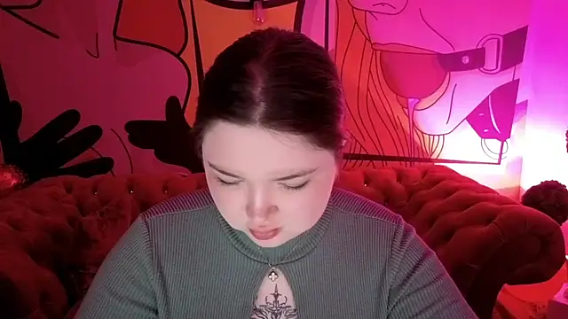 RosieMoons online show from March 20, 8:32 pm