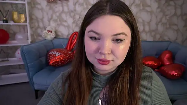 RosieMoons online show from February 11, 8:31 pm