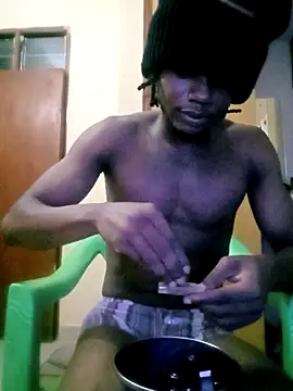 Snapshot of Samir4123 chatting on November 30, 3:18 am Samir4123 online show from November 30, 3:18 am