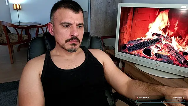 officeman7 online show from April 15, 4:11 pm