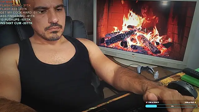 officeman7 online show from December 21, 1:02 pm