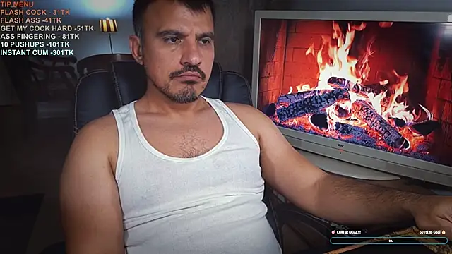 officeman7 online show from December 4, 4:06 pm