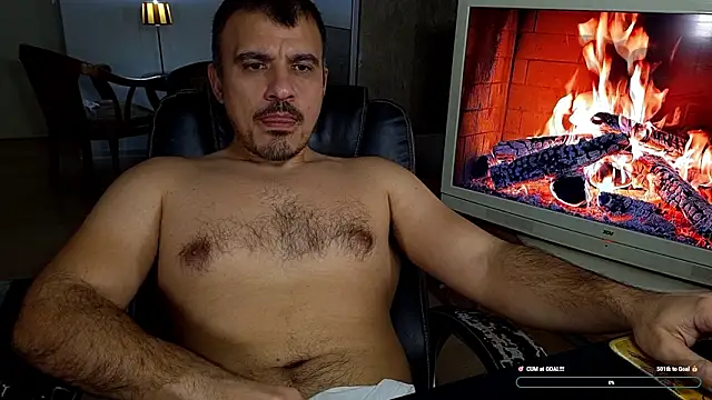 officeman7 online show from February 10, 4:39 pm