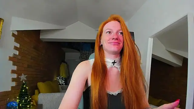 Snapshot of Aliceginger99 chatting on November 27, 6:14 am Aliceginger99 online show from November 27, 6:14 am