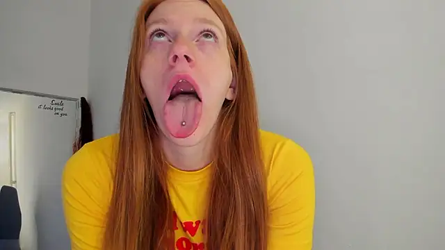 Aliceginger99 online show from March 18, 6:27 am