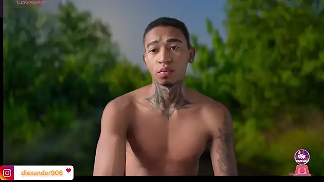 sexy blacks  online show from February 20, 12:18 pm