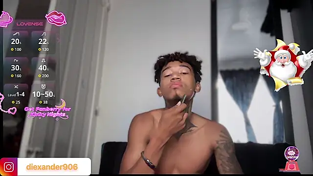 sexy blacks  online show from December 19, 12:18 pm