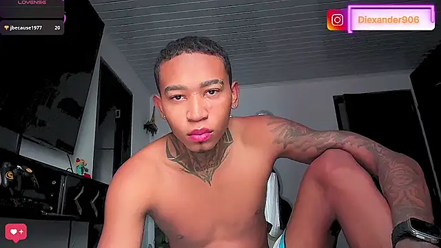 sexy blacks  online show from June 17, 11:53 am
