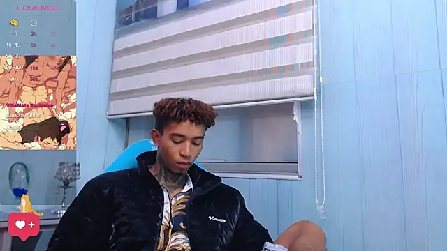 Snapshot of sexy_blacks_ chatting on March 22, 11:21 am sexy blacks online show from March 22, 11:21 am