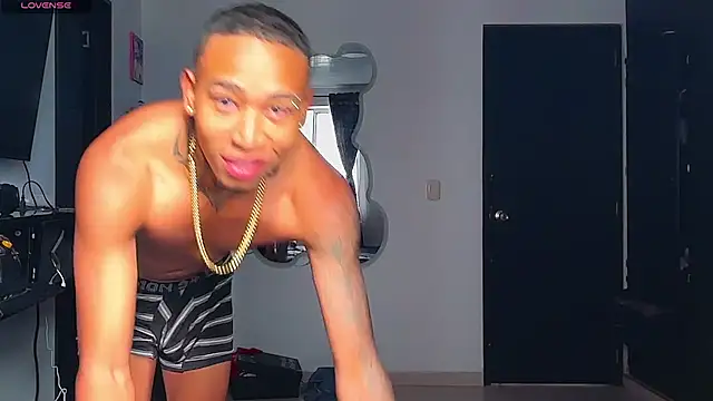 sexy blacks  online show from August 1, 1:09 pm