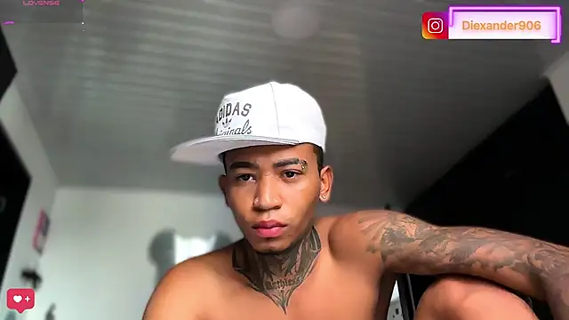 sexy blacks  online show from July 29, 2:38 pm