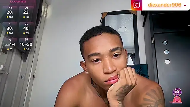 sexy blacks  online show from April 14, 12:10 pm