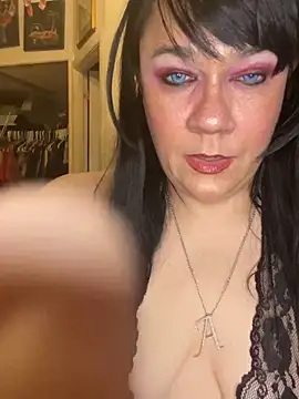 sexyasscougar online show from March 8, 2:01 am