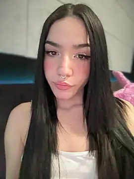 ShannonShanny online show from March 8, 5:22 pm