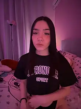 ShannonShanny online show from November 9, 8:24 pm