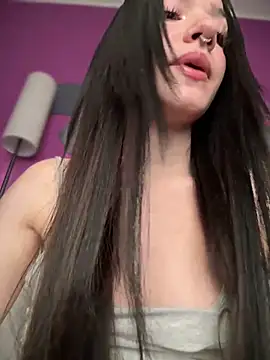 ShannonShanny online show from March 12, 9:55 am