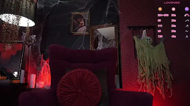 askaudrey  online show from October 29, 3:11 pm