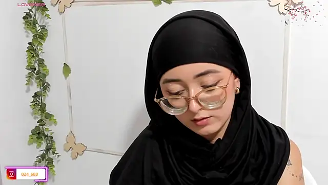 aysel elid online show from February 27, 1:06 am