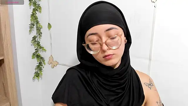 aysel elid online show from April 12, 11:41 pm