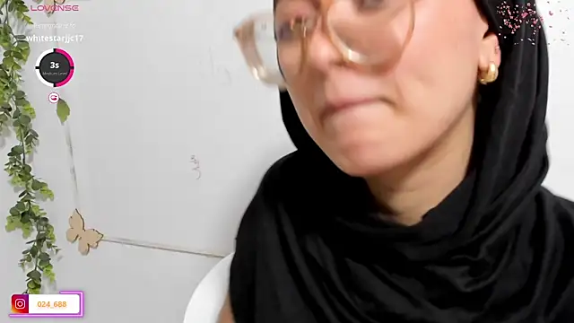 aysel elid online show from April 7, 1:07 am