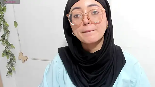 aysel elid online show from June 10, 11:06 pm