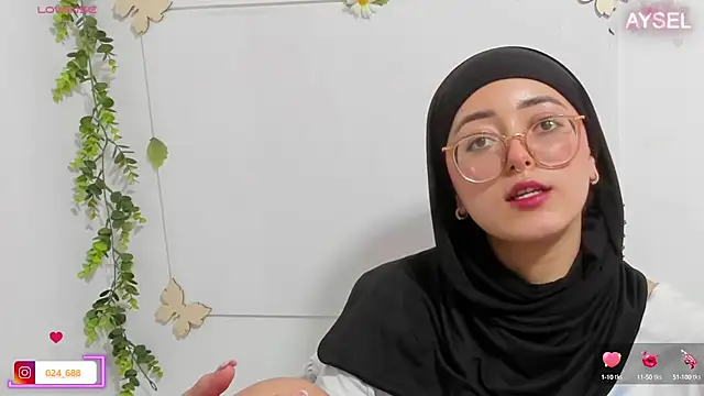 Snapshot of aysel_elid chatting on March 19, 11:25 pm aysel elid online show from March 19, 11:25 pm