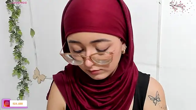 Snapshot of aysel_elid chatting on May 13, 10:06 pm aysel elid online show from May 13, 10:06 pm