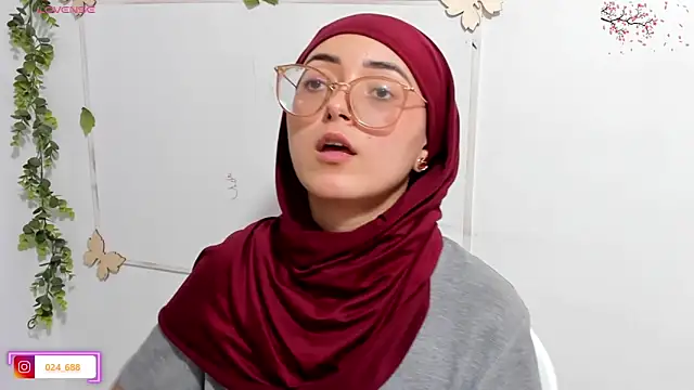 aysel elid online show from April 9, 12:01 am