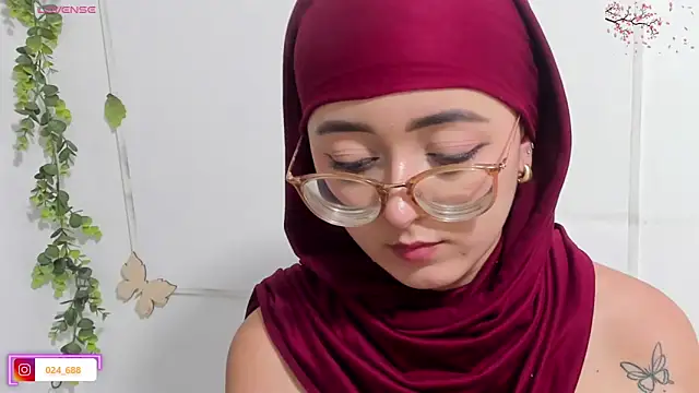 aysel elid online show from February 10, 1:59 am