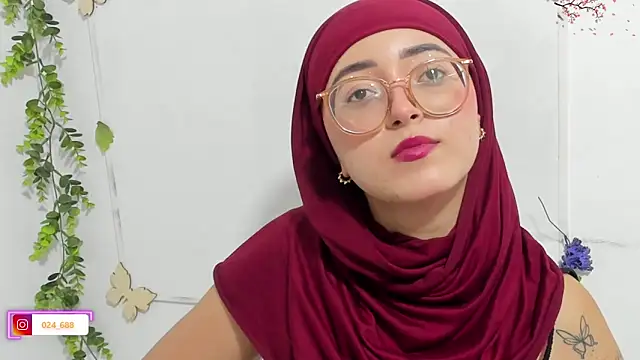 Snapshot of aysel_elid chatting on September 27, 10:49 pm aysel elid online show from September 27, 10:49 pm