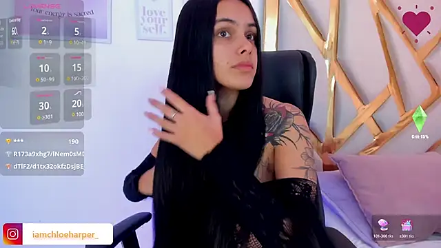 Snapshot of ChloeHarper_ chatting on November 6, 6:34 pm ChloeHarper online show from November 6, 6:34 pm