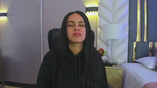 ChloeHarper  online show from February 16, 12:04 pm