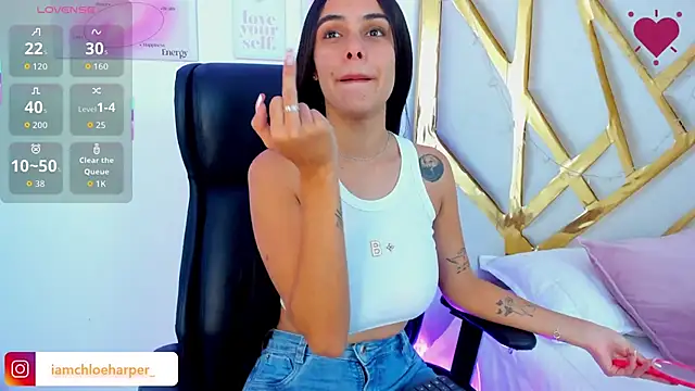 ChloeHarper  online show from September 18, 7:50 pm