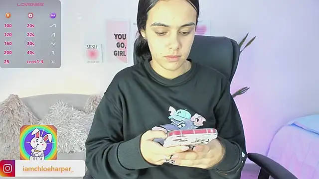 ChloeHarper  online show from March 4, 2:21 pm