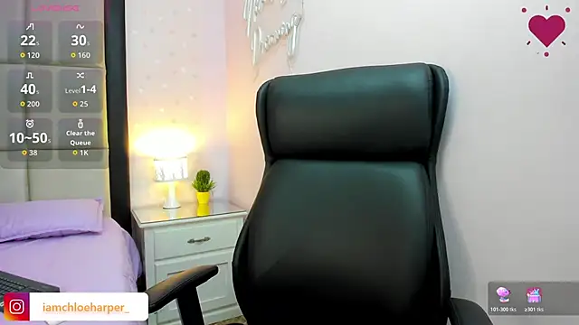 Snapshot of ChloeHarper_ chatting on November 5, 1:14 pm ChloeHarper online show from November 5, 1:14 pm