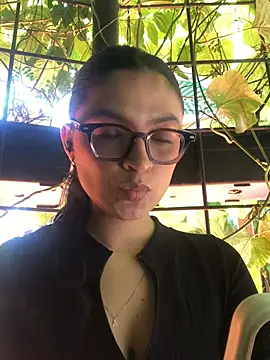 Gia Mazzon online show from March 20, 4:30 pm