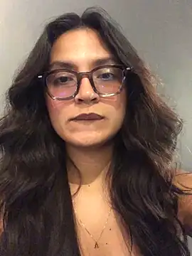 Gia Mazzon online show from June 10, 5:47 pm