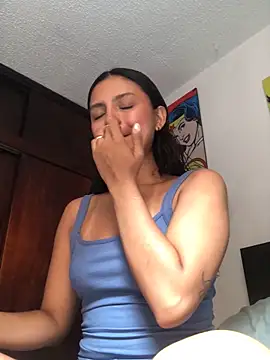 Gia Mazzon online show from May 6, 3:16 pm