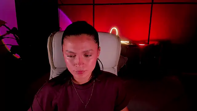 Gia Mazzon online show from February 25, 5:35 pm