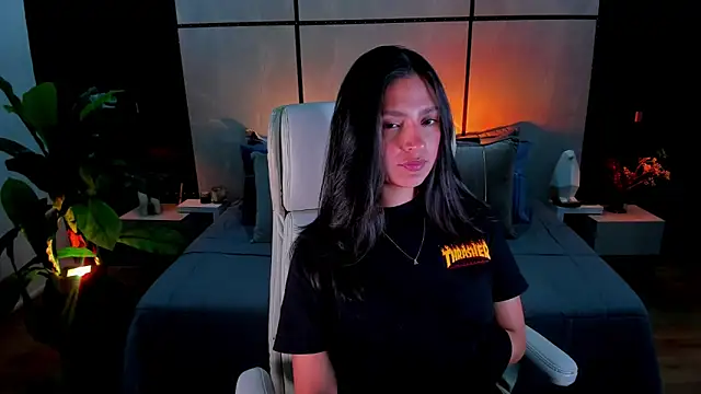 Snapshot of Gia_Mazzon chatting on March 20, 5:15 pm Gia Mazzon online show from March 20, 5:15 pm