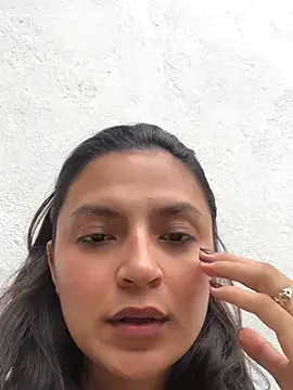Gia Mazzon online show from April 24, 2:41 pm