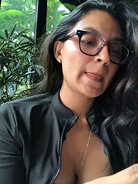 Gia Mazzon online show from March 24, 5:46 pm