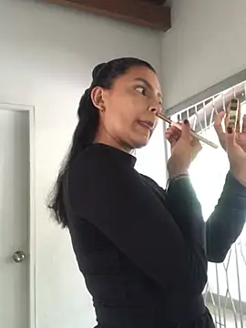 Snapshot of Gia_Mazzon chatting on March 4, 2:10 pm Gia Mazzon online show from March 4, 2:10 pm