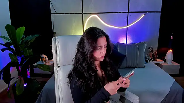 Snapshot of Gia_Mazzon chatting on October 14, 4:29 pm Gia Mazzon online show from October 14, 4:29 pm