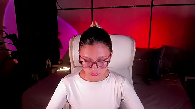 Gia Mazzon online show from March 6, 3:51 pm