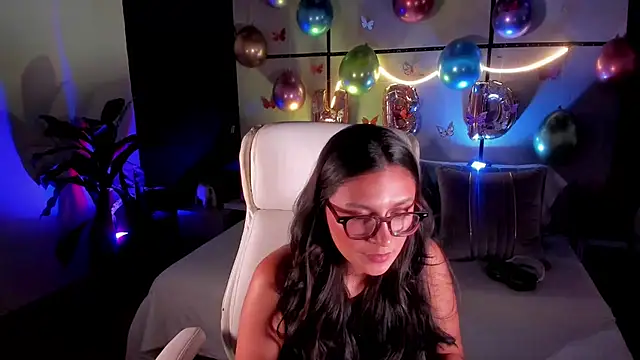 Gia Mazzon online show from February 7, 2:36 pm