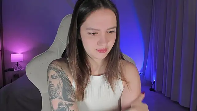 Snapshot of Sonia_moon_ chatting on January 10, 1:32 am Sonia moon online show from January 10, 1:32 am