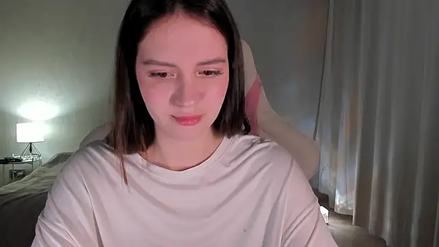 Snapshot of Sonia_moon_ chatting on January 21, 4:21 am Sonia moon online show from January 21, 4:21 am