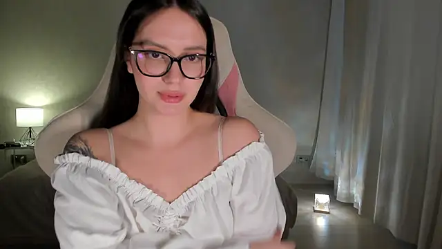 Snapshot of Sonia_moon_ chatting on January 25, 4:23 am Sonia moon online show from January 25, 4:23 am