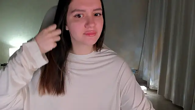 Snapshot of Sonia_moon_ chatting on January 21, 1:18 am Sonia moon online show from January 21, 1:18 am